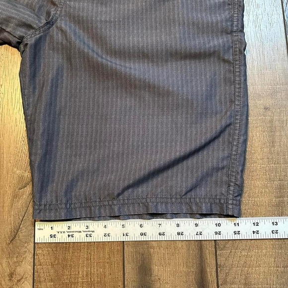 Hurley Chino Board Shorts Men's Size 36 Gray Striped - Picture 6 of 7
